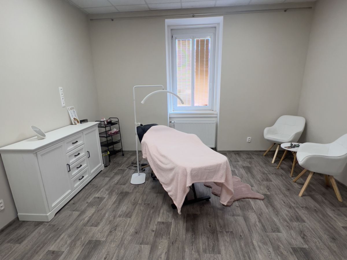 Interiér Let's Lash Studio — Jindřichův Hradec